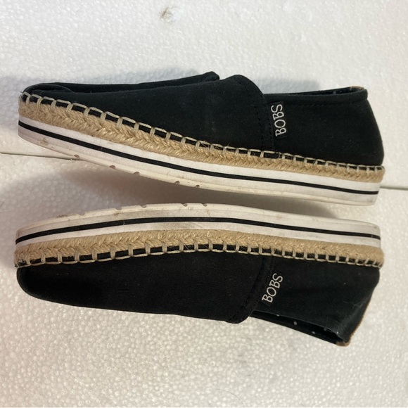 Bob’s Skechers Black Slip-On Shoes for women Sz 6.5 - Picture 4 of 12
